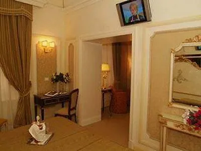Champagne Garden Hotel Rome