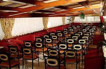 Champagne Garden Hotel Rome