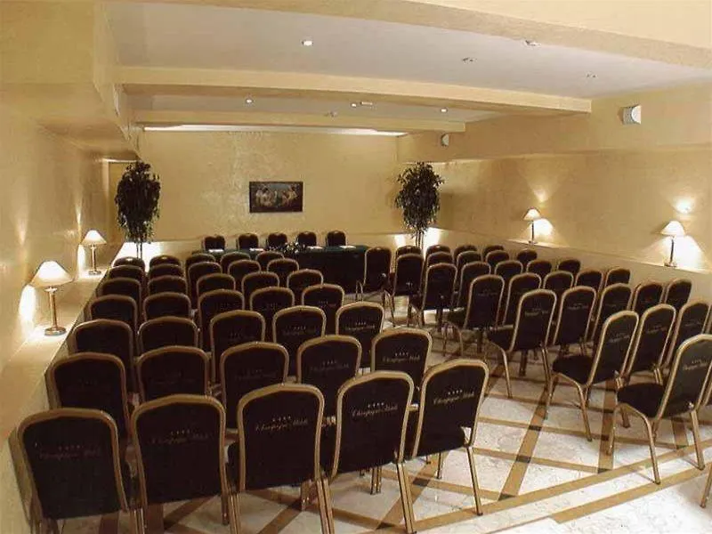 Champagne Garden Hotel Rome
