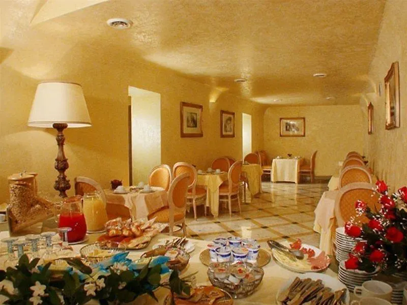 Champagne Garden Hotel Rome